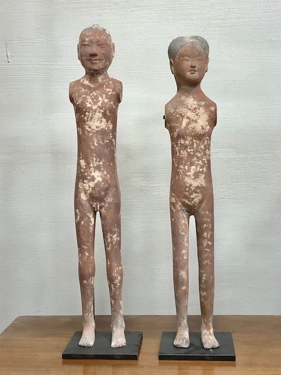 Paar donkerrode Han-dynastie Stick Men