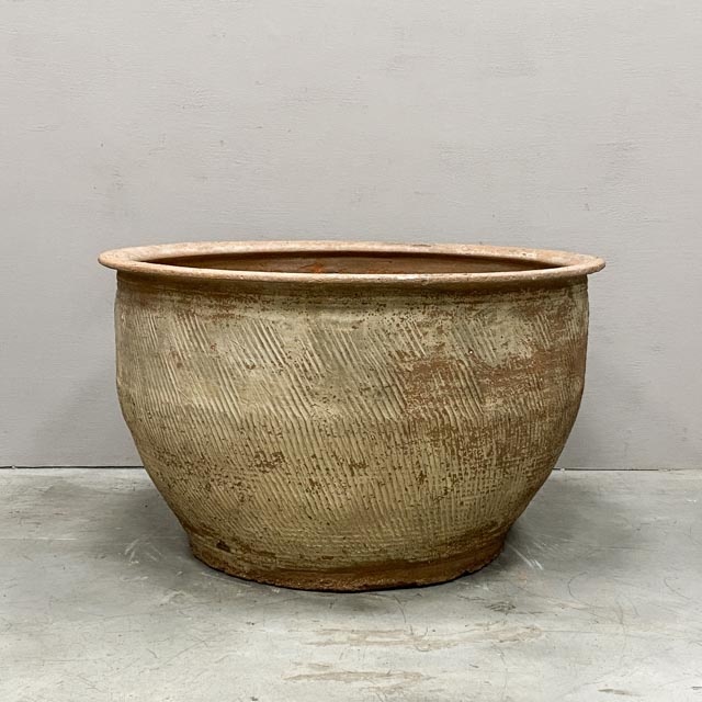 Large grey terracotta pot