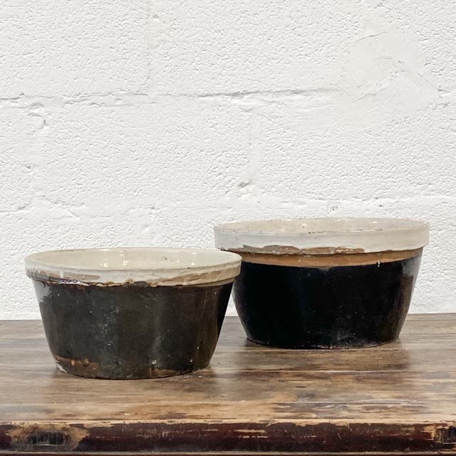 Dark glazed planter bowls