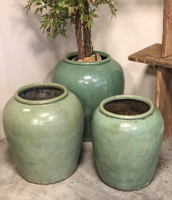 Vintage Chinese celadon pot